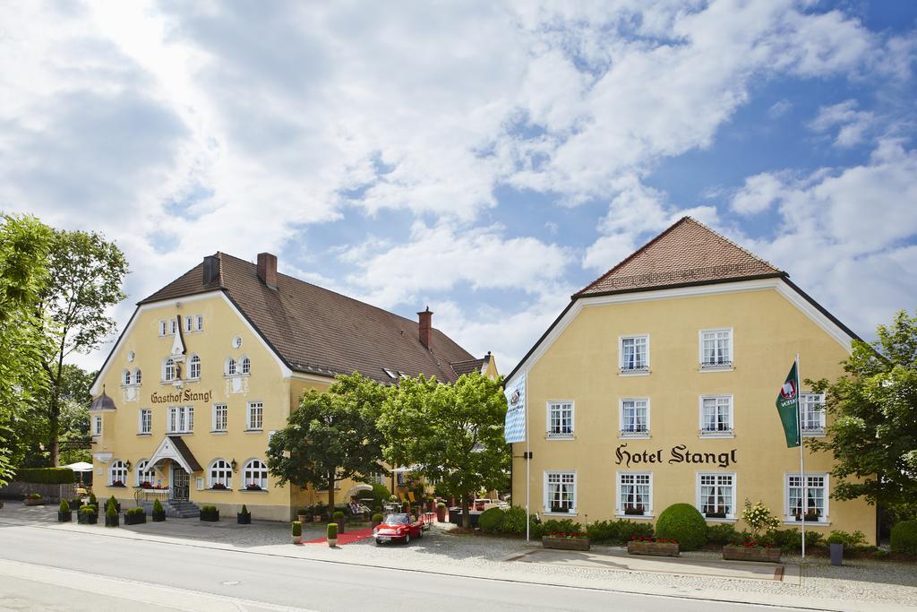 Hotel Gutsgasthof Stangl ファターシュテッテン エクステリア 写真
