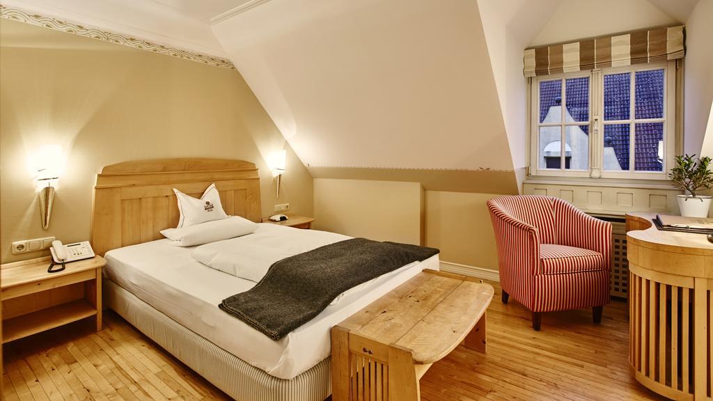 Hotel Gutsgasthof Stangl ファターシュテッテン エクステリア 写真