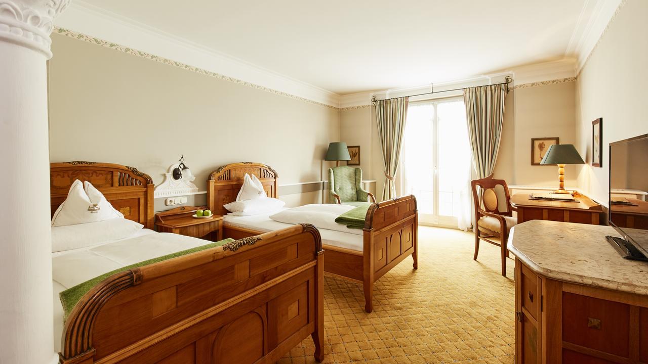 Hotel Gutsgasthof Stangl ファターシュテッテン エクステリア 写真