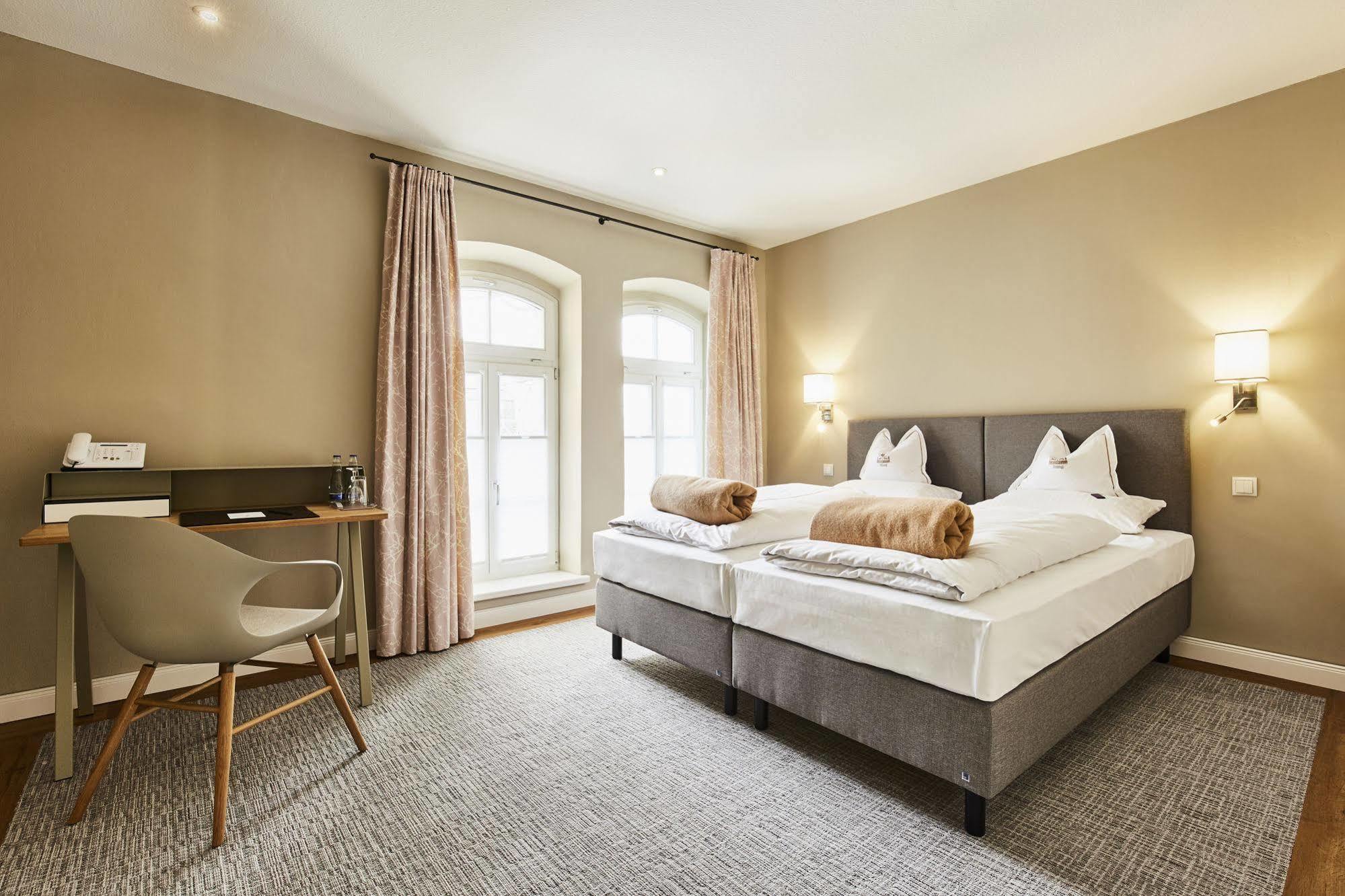Hotel Gutsgasthof Stangl ファターシュテッテン エクステリア 写真