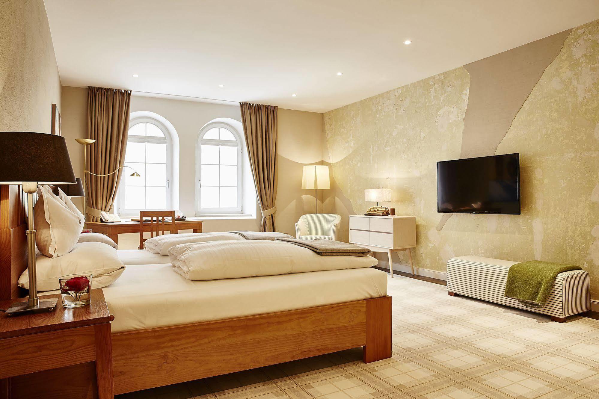 Hotel Gutsgasthof Stangl ファターシュテッテン エクステリア 写真